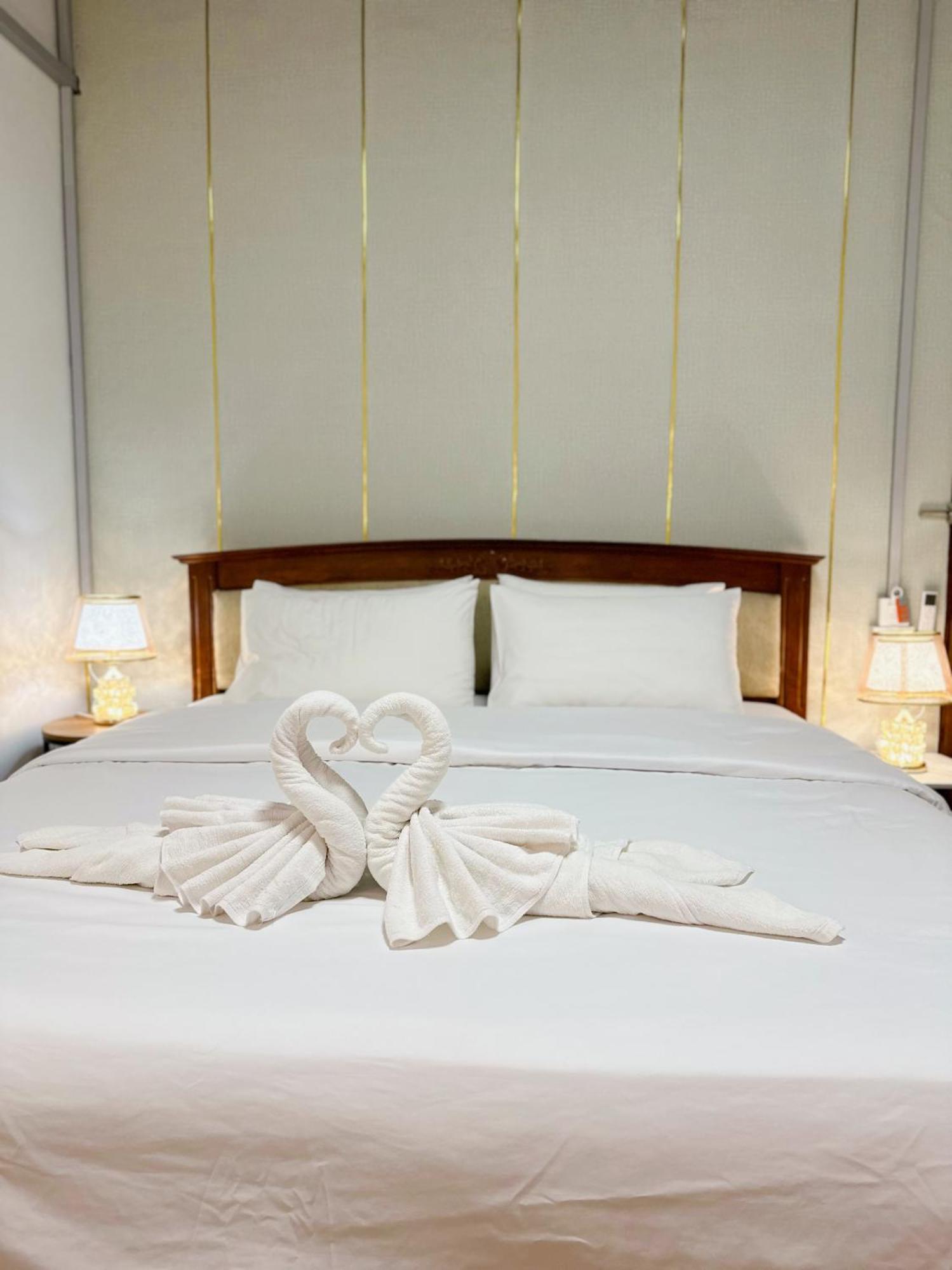 Service Apartment ห้อง102 ใจกลางเมืองใกล้แหล่งท่องเที่ยว Lampang Bagian luar foto