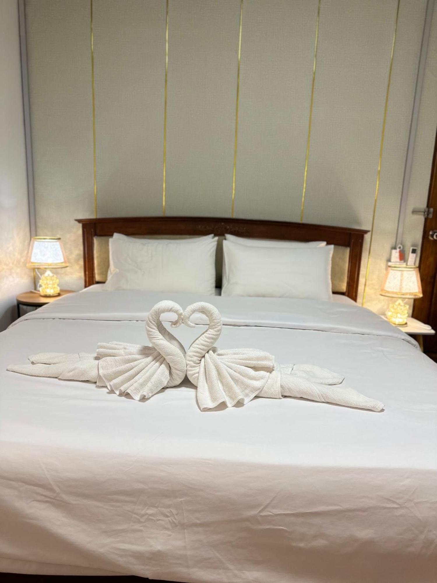 Service Apartment ห้อง102 ใจกลางเมืองใกล้แหล่งท่องเที่ยว Lampang Bagian luar foto